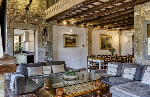 Amer Villa | Vacation Home 'Can Xera' with Mountain View, Private Pool, Terraces, A/C & Wi-Fi