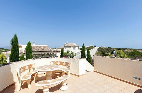 Rafol de Almunia House | Vacation home Capi by Interhome