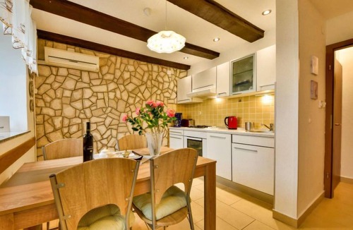 Selce House | Vacation home Divna by Interhome