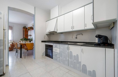 Deltebre House | Vacation Home "Ebre Home" with Private Mini Pool, 3 Private Terraces & Wi-Fi