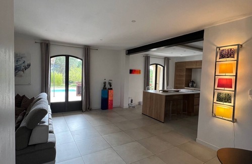 Pennautier House | Vacation home for 8-10 people