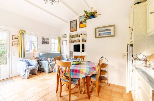 La Barre-de-Monts House | Vacation Home Gite De La Maison Du Gabelou * with Private Garden, Balcony & Wi-Fi