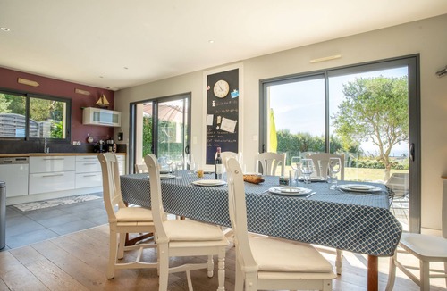 Plouarzel House | Vacation home Hidel by Interhome