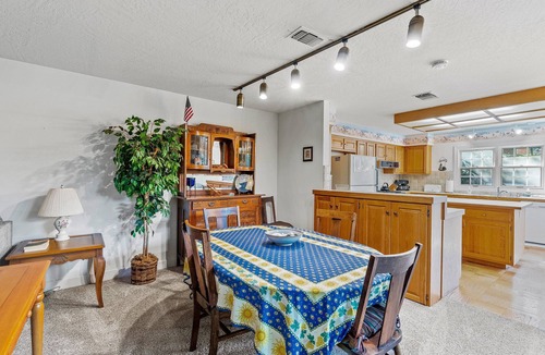 Seabright House | Vacation Home in Seabright