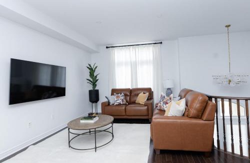 Vaughan House | Vacation Home in Vaughan