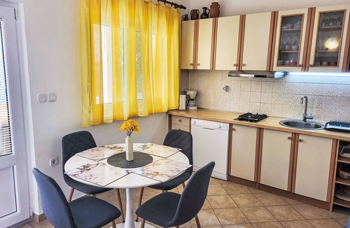 Petrcane House | Vacation home Ive by Interhome