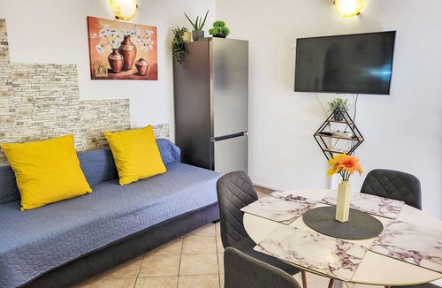 Petrcane House | Vacation home Ive by Interhome