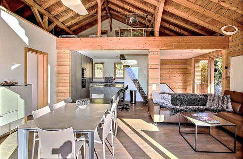 Ovronnaz House | Vacation home L'Eden by Interhome
