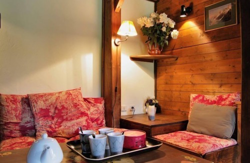 Les Bossons House | Vacation home L'Piri by Interhome