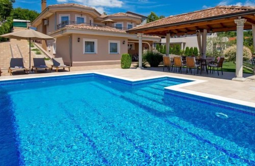 Viskovo House | Vacation home Maja in Opatija/Kastav - 8 persons, 4 bedrooms