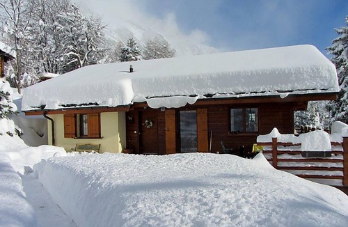 Chamoson House | Vacation home Mamakylé in Ovronnaz - 4 persons, 2 bedrooms