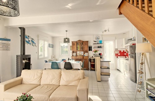 Piriac-sur-Mer House | Vacation home Melflo by Interhome