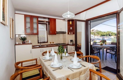Komoseva House | Vacation home Mira by Interhome