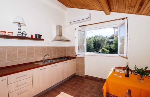 Komoseva House | Vacation home Mira by Interhome