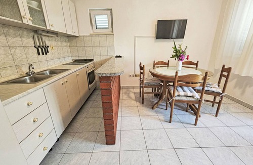 Vinisce House | Vacation home Mirko by Interhome