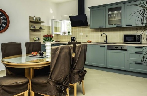 Visocane House | Vacation home Nisa by Interhome