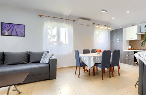 Pula House | Vacation home Paula by Interhome