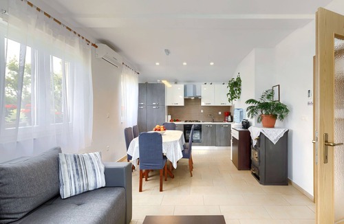Pula House | Vacation home Paula by Interhome