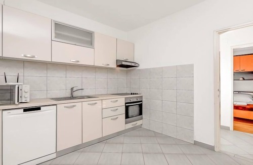 Pokrivenik House | Vacation home Ruža by Interhome