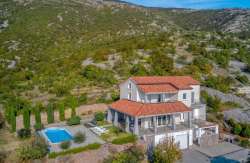 Vratarusa House | Vacation home Senj by Interhome