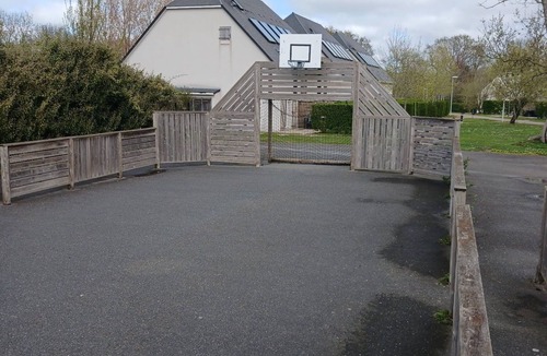 Auberville House | Vacation home, swimming pool, garden