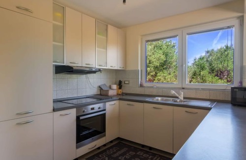 Nevidane House | Vacation home Tea by Interhome