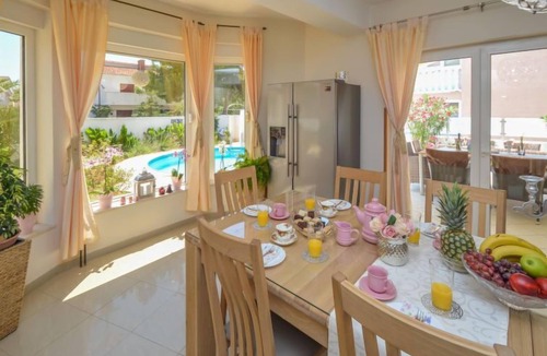 Tribunj House | Vacation home Valdor by Interhome