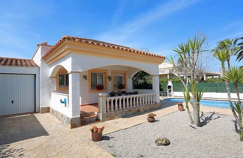 Riumar House | Vacation home Vicky by Interhome
