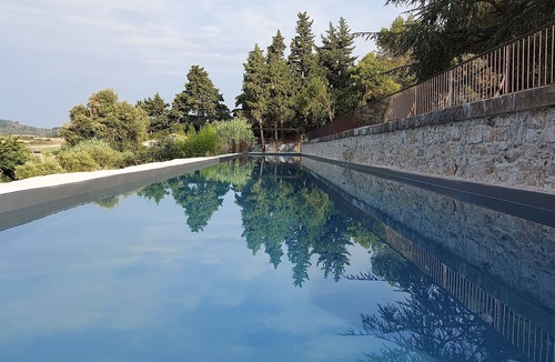 Montlaur House | Vacation home with 40 meter long pool, Languedoc (Amaryllis)