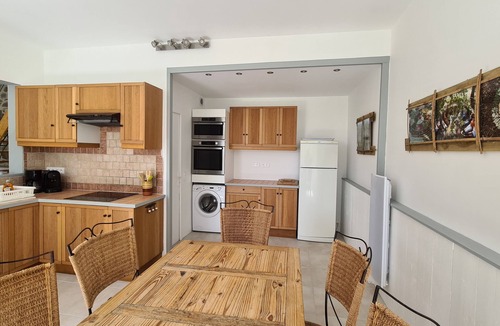 Montlaur House | Vacation home with 40 meter long pool, Languedoc (Hesperie)