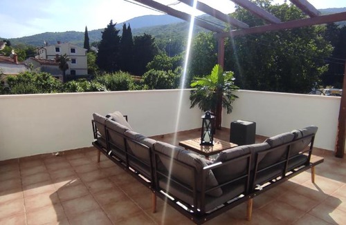 Brsec House | Vacation home with jacuzzi