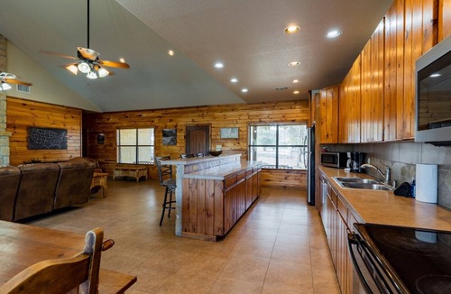 Sabinal House | Vacation Home with open floor plan and pool