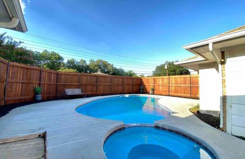 Buckner Terrace - Everglade Park House | Vacation Home with Private Pool