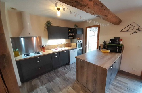 Entrechaux House | Vacation house with pool between Vaison and Ventoux