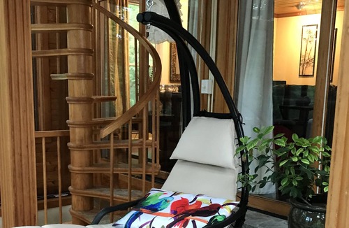 Somers House | Vacation house, with strong wifi to work and study remotely.