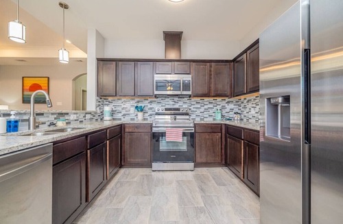 San Patricio County House | Vacation living at its finest!
