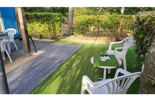 Gaujac House | Vacation Mazet in a quiet pine forest.