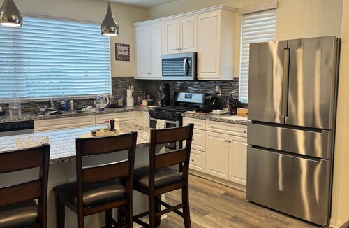 Downey House | Vacation or Business Trip