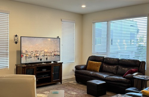 Downey House | Vacation or Business Trip