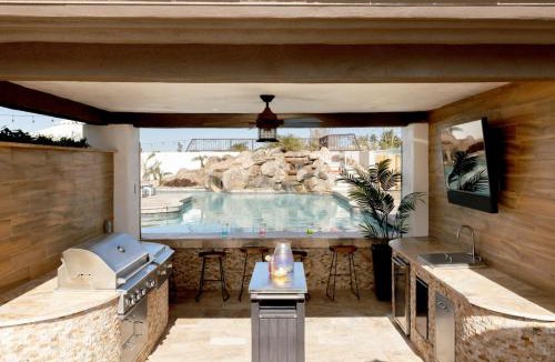 Phoenix House | Vacation Palace