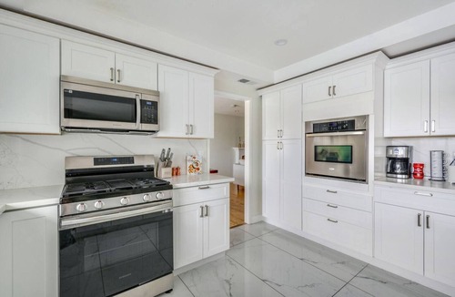 Mission Viejo House | VaCaTiOn! Pool | FirePit | PoolTable | CloseToFwy