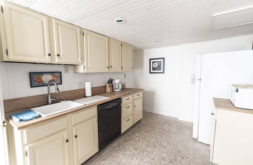 Bolivar Apartment | Vacation Rental: Armory Quarters A