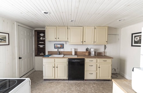 Bolivar Apartment | Vacation Rental: Armory Quarters A