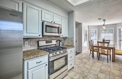 Wheeler Ridge House | Vacation Rental Home Near College Station