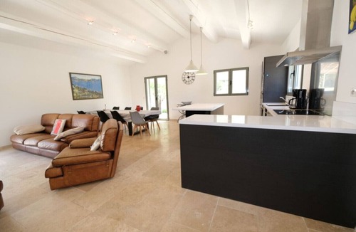Aureille Villa | Vacation rental house with pool AUREILLE LS1-373