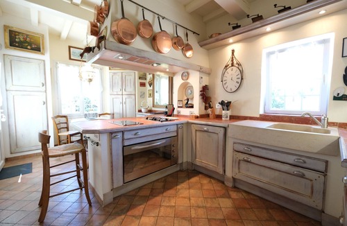 Orgon Villa | Vacation rental villa pool Orgon LS1-117