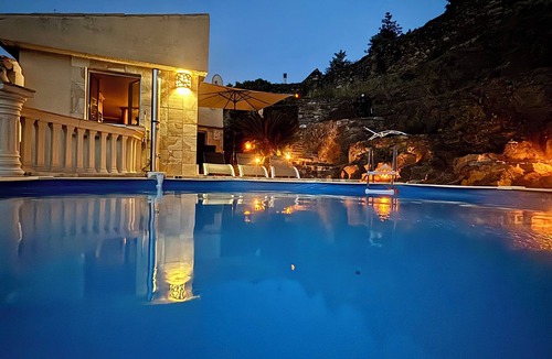 Ria-Sirach House | Vacation Rental with Private Pool