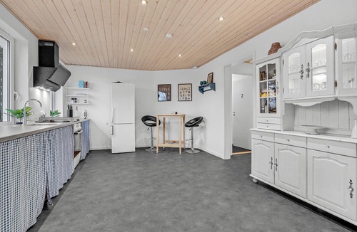 Billund Apartment | Vacation rooms in a shared house with a large garden and play facilities.