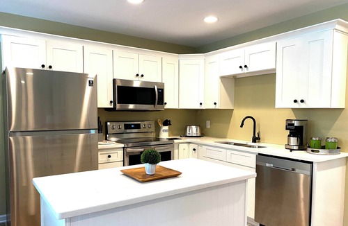 Pigeon Forge Cottage | Vacation Station! A+Location