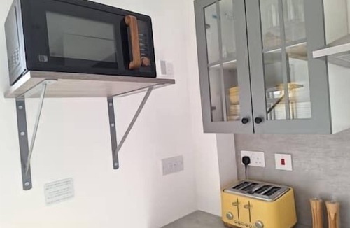 Northampton Apartment | Vacation Time at Sunny Waves